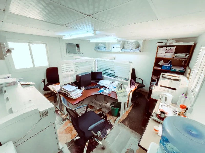Cubicle Cathedrals: What Explorers Uncover Inside America's Abandoned Corporate Campuses and Early Tech Parks